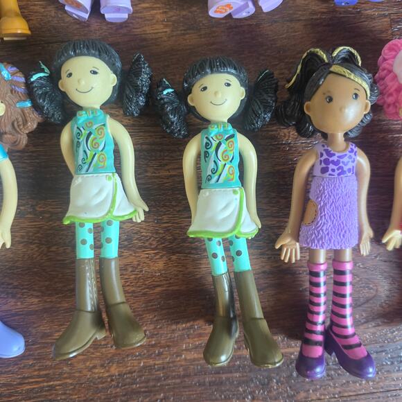 Groovy Girls Mini Dolls Huge Bundle 13 Dolls + Bed Horse - Picture 6 of 10